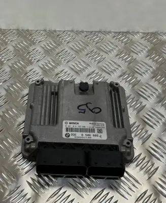Mini One - Cooper Coupe R56 Engine control unit/module 8506666 030055106 0281016585