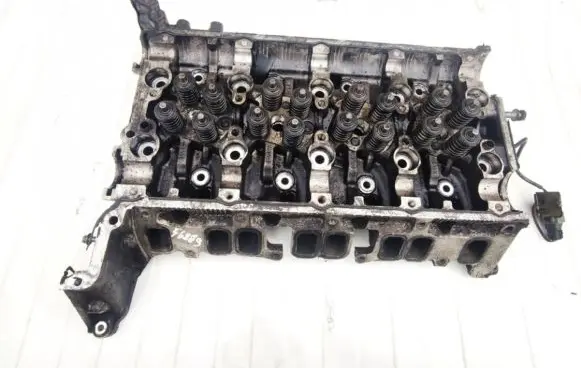 Ford Mondeo Mk III Engine head K4TEA