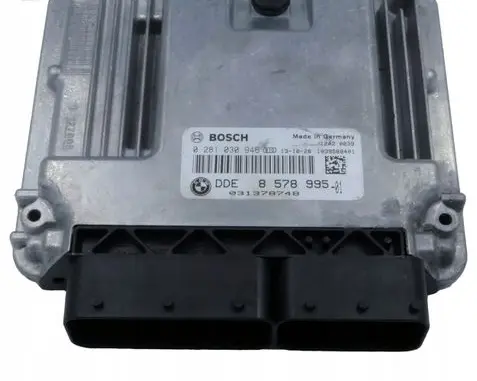 BMW 5 F10 F11 Engine control unit/module 8578995