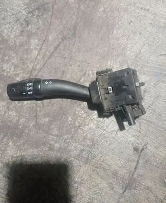 Hyundai Santa Fe Indicator stalk 202004727