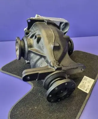 BMW 1 E81 E87 Rear differential 7524319