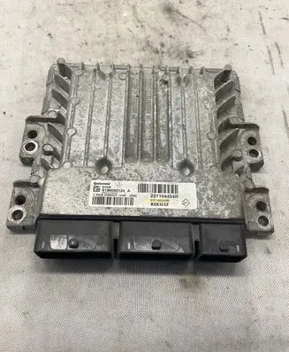 Dacia Duster Engine control unit/module 237102259R