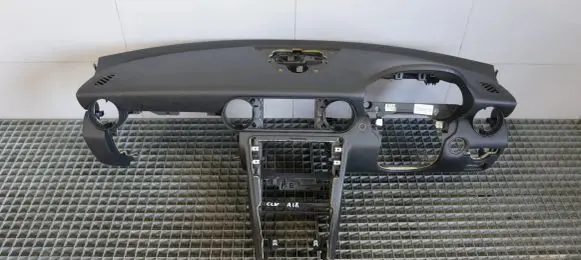 Mercedes-Benz SLK R172 Dashboard 17268001879