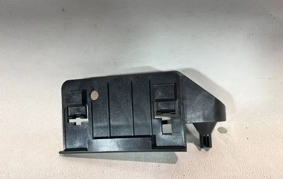 BMW 1 F20 F21 Air filter cleaner box bracket assembly 8515794