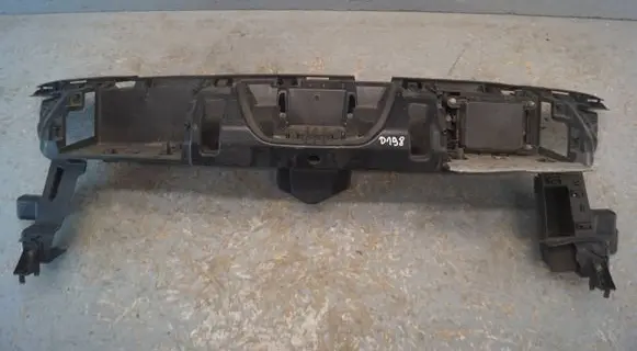 Peugeot 3008 I Front bumper mounting bracket 9685142780