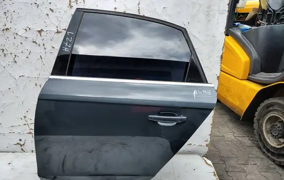 Audi A4 S4 B8 8K Rear door