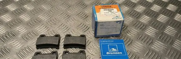 Ford Escort Brake pads (rear) 13046040582