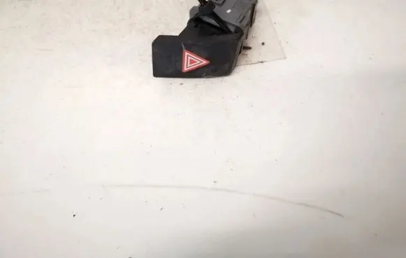 Toyota Verso Hazard light switch 15b279