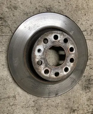 Volkswagen Golf Plus Front brake disc