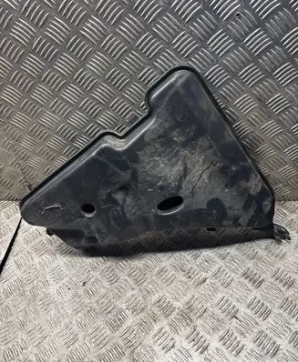 BMW 5 G30 G31 G38 Windshield washer fluid reservoir/tank 7377035 6166 10543512