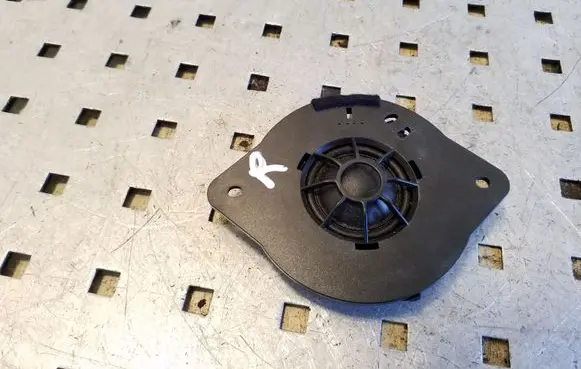 Audi A5 8T 8F Front door high frequency speaker 8T0035399A