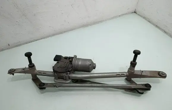 Buick Encore GX I Front wiper linkage and motor 0390243621
