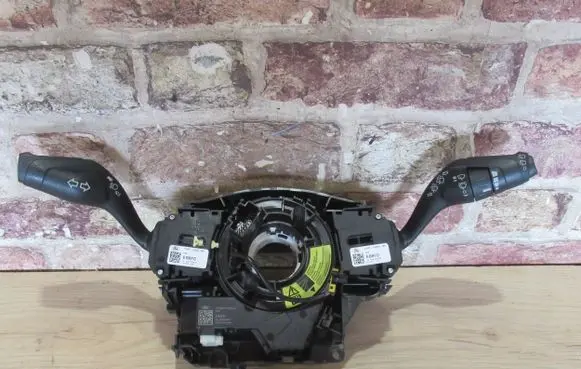 Ford Kuga II Steering wheel axle
