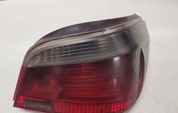 BMW 5 E60 E61 Rear/tail lights 6910768 2VP008679067 8892