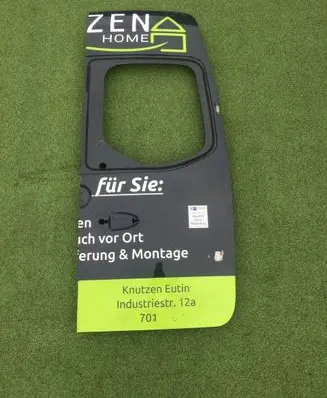 Mercedes-Benz Sprinter W907 W910 Back/rear loading door 9077422300