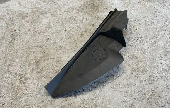 Renault Trafic III (X82) Dashboard side end trim 93868017 689213743R 93452502