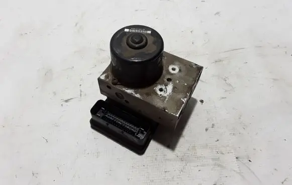 Volvo S60 ABS Pump 8671223