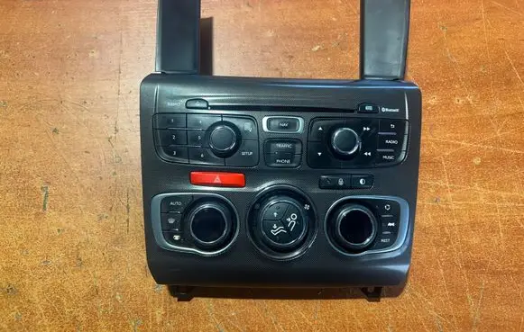 Citroen C4 II Climate control unit 98040786ZD 98040786