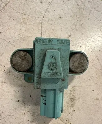 Audi A6 S6 C6 4F Airbag deployment crash/impact sensor 4F0955557