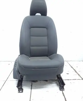Volvo V70 Front driver seat 30727935
