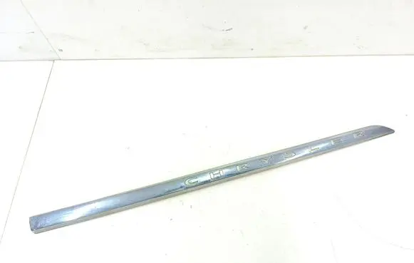 Chrysler Town u0026 Country V Front door trim (molding) 5002377RH 05182598AA