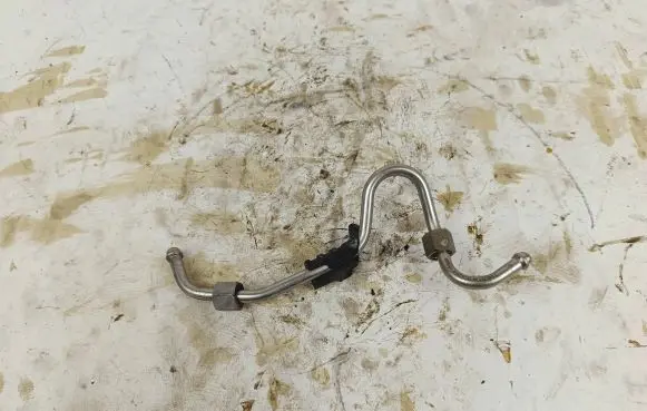 BMW X5 E70 Engine coolant pipe/hose 7548711