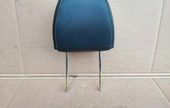 Ford Ecosport Front seat headrest 