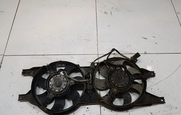 Chrysler Voyager Radiator cooling fan shroud 