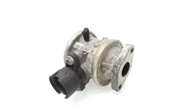 Volkswagen New Beetle EGR valve 037131351C