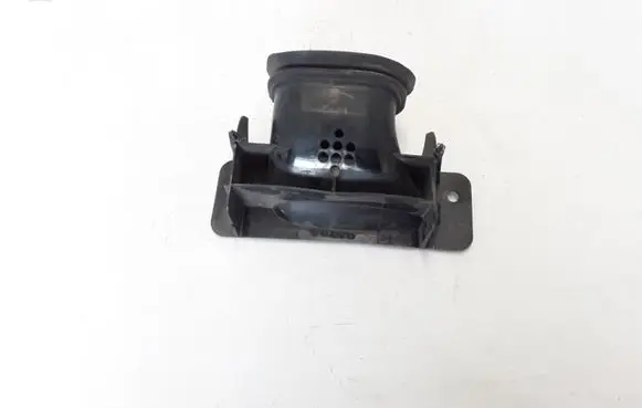 Volvo C70 Air intake duct part