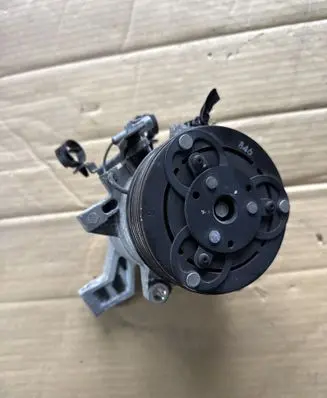 Subaru WRX Air conditioning (A/C) compressor (pump) 73111VA001