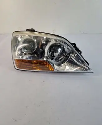 KIA Sorento Headlight/headlamp 921023E5XX