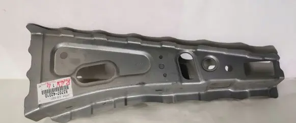 Toyota RAV 4 (XA40) Fender mounting bracket 5370742010