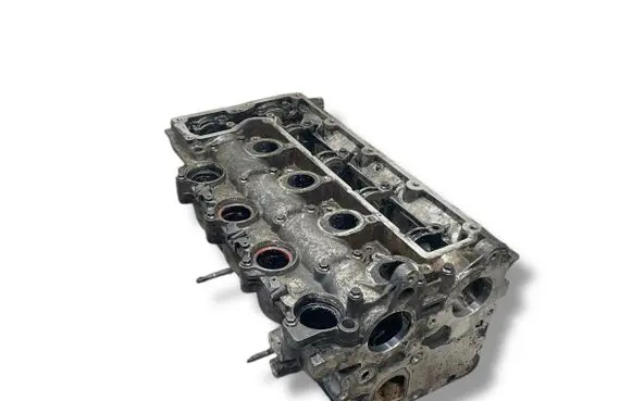 Volvo V70 Engine head 9656823180 D4204T 9641752610