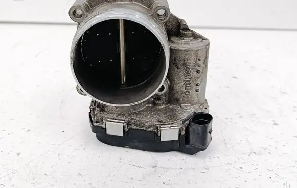 Audi Q7 4L Throttle valve 06E133062G A2C53388784