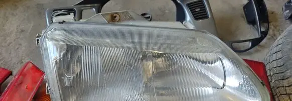 Renault Espace III Headlight/headlamp 7700820118