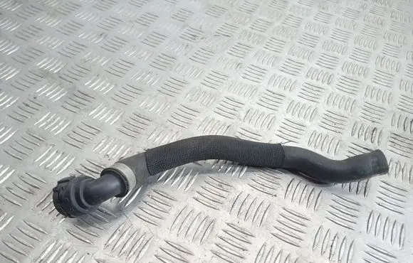BMW 1 E81 E87 Engine coolant pipe/hose 6928591