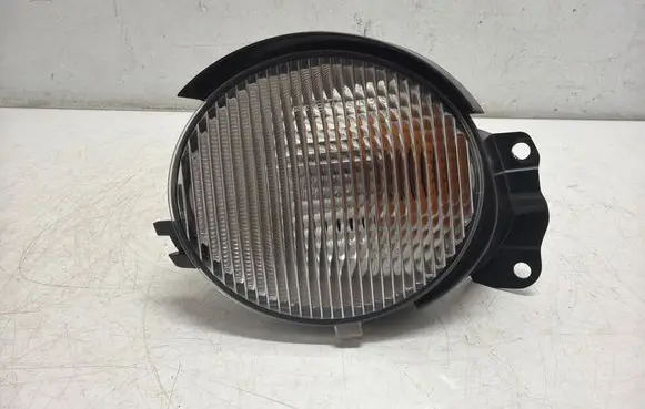 Opel Adam Front fog light 13354581 DNS361531665 12VYY21Y