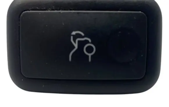 Mercedes-Benz C W204 Tailgate opening switch A2048707051