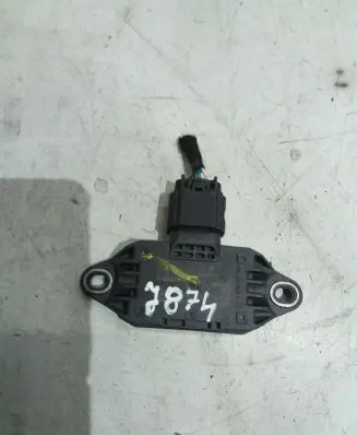 Opel Mokka ESP acceleration yaw rate sensor 13587220