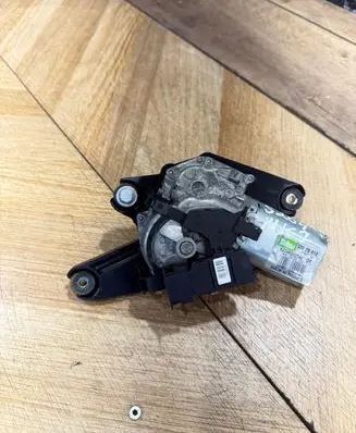 Mercedes-Benz C W204 Rear window wiper motor A2048202542 53029912