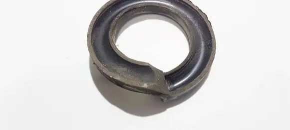 Porsche Cayenne (9PA) Front coil spring rubber mount 7l0411189 7l0.411.189