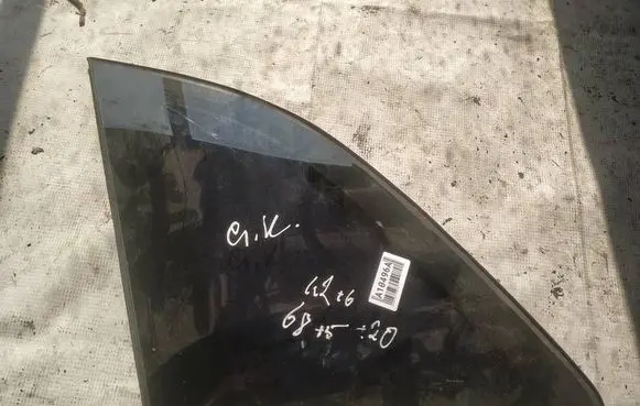 Mercedes-Benz B W245 Rear side window as2