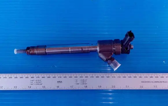 Ford Focus Fuel injector 9828959880 040FE 95330