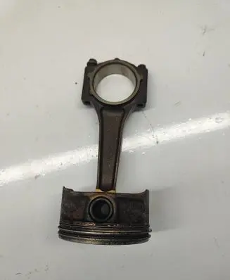 Dodge RAM Piston with connecting rod 53022258AD 53022258AE