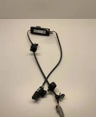 Chevrolet Traverse II Aerial antenna filter 84814566