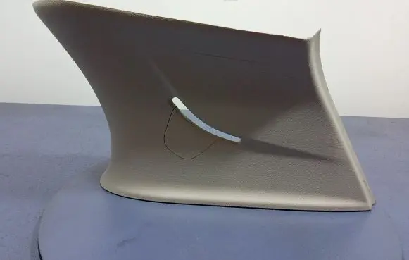 Chrysler Pacifica Other sill/pillar trim element 5RJ16PD2AE