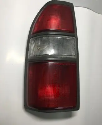 Toyota Land Cruiser (HDJ90) Rear/tail lights E189016 6054