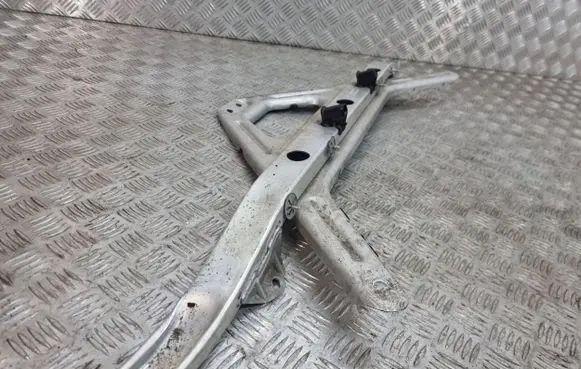 Audi Q7 4M Other engine bay part 4M0805645B