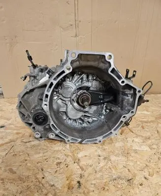 Manual 6 speed gearbox